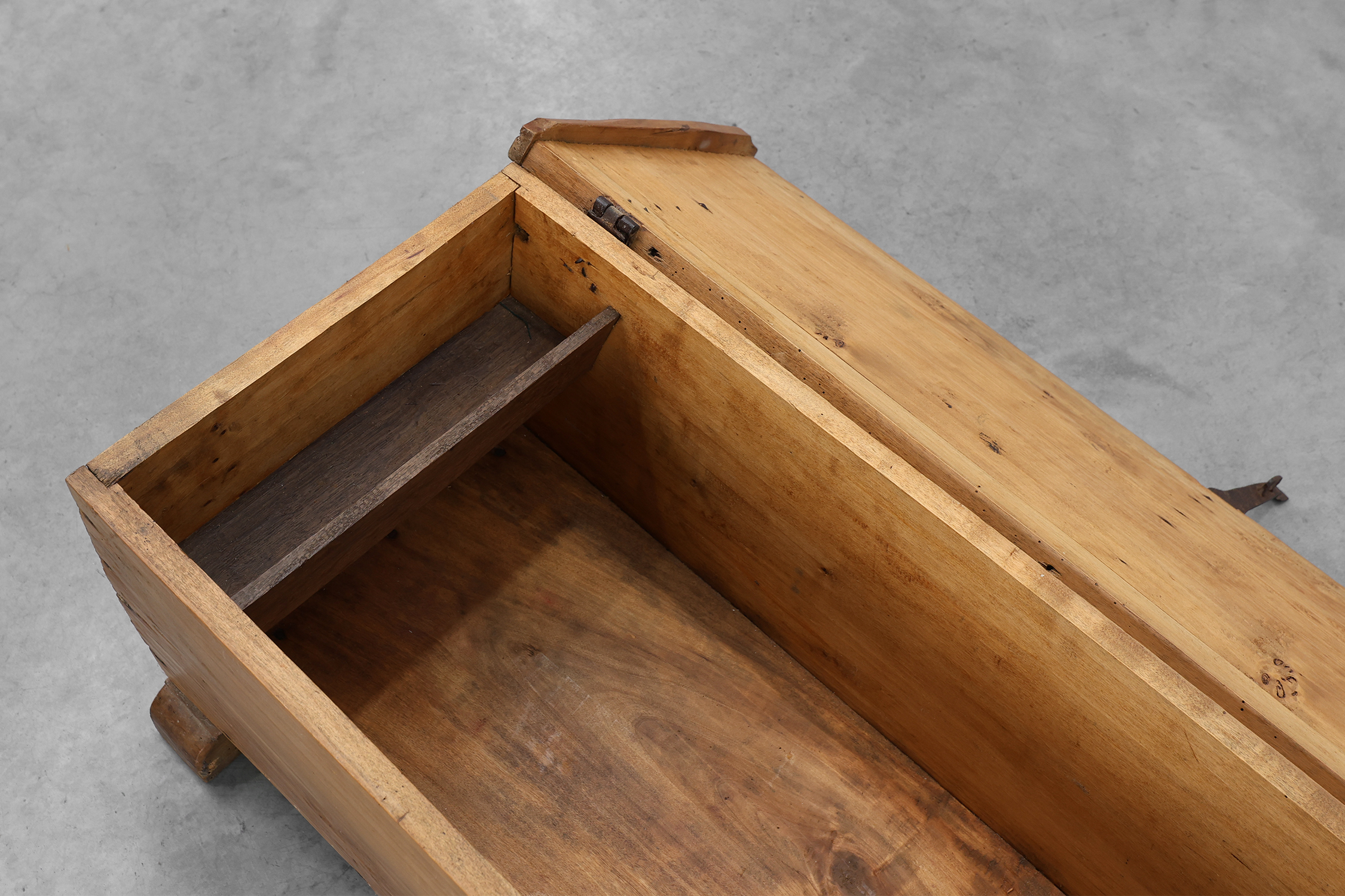 Rustic oak wooden chest, France ca. 1900thumbnail